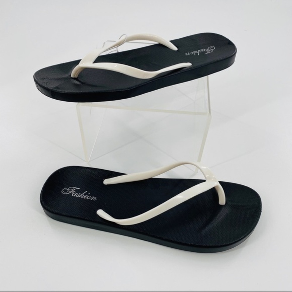 B&W Adult Slim Strap Flip Flops